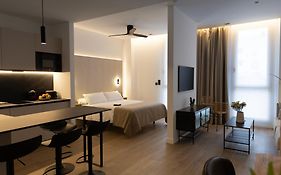Demetrio By Alma Suites