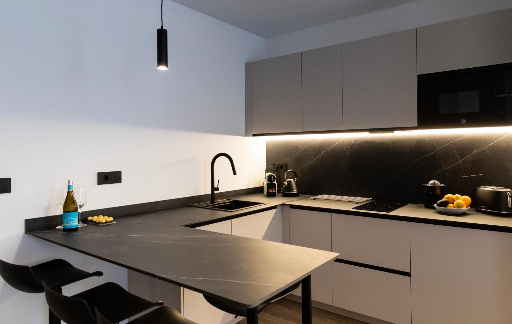 Demetrio By Alma Suites Valence Extérieur photo
